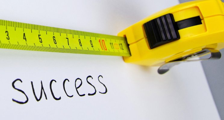 Beware-Don-t-Make-These-Mistakes-When-Measuring-Success-Colin-Shaw-Featured-Image